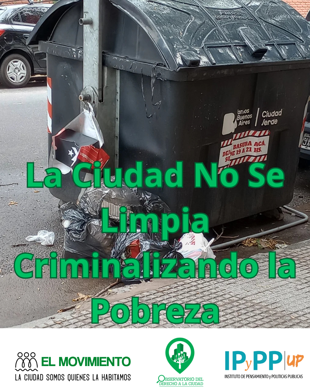 Tacho de basura con basura alrededor